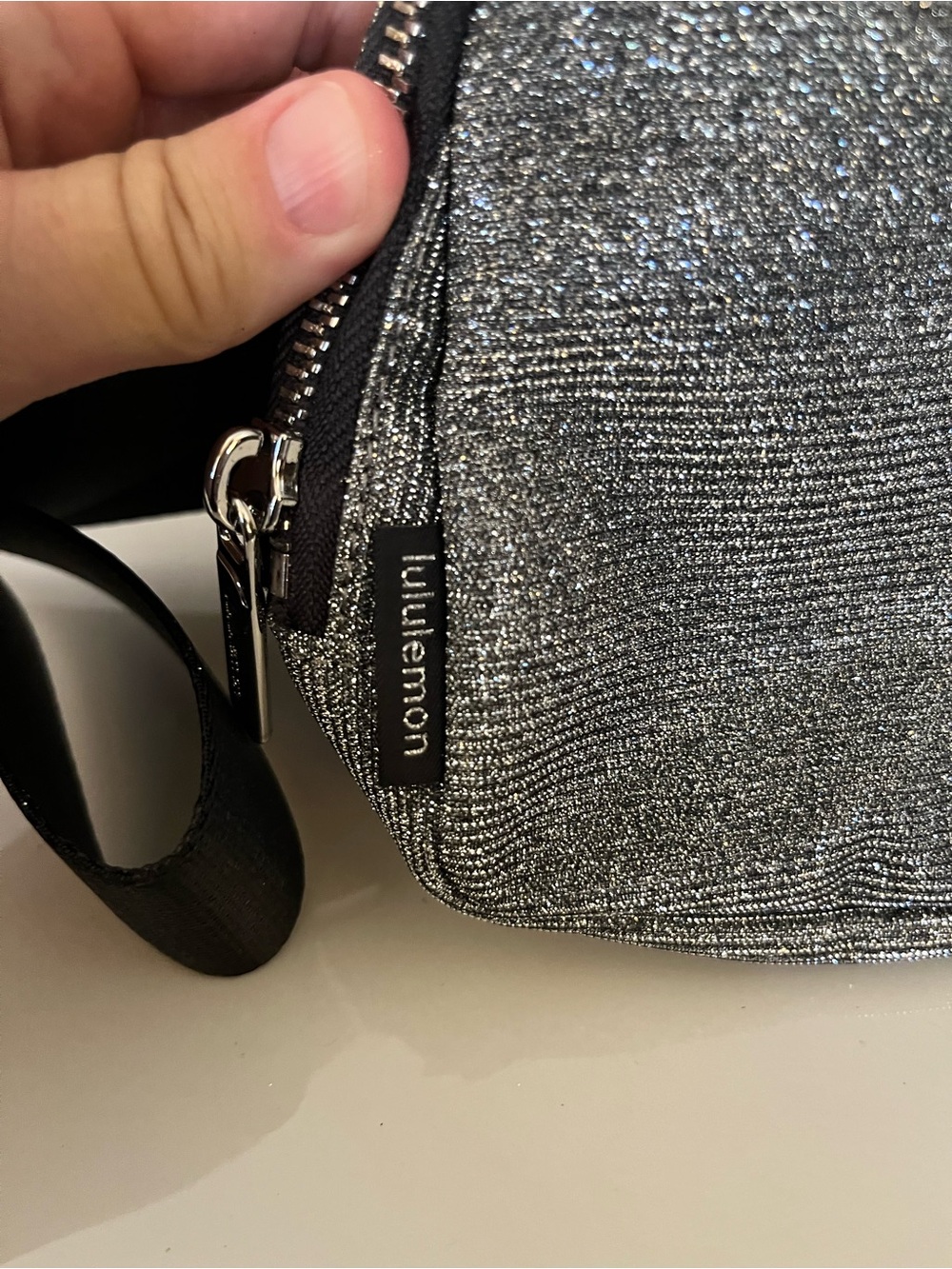 lululemon women’s glitter belt bag. - Picture 7 of 9